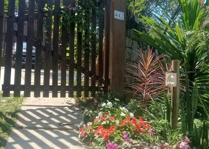 Altar Da Praia Vermelha 180° De Vista Para O Mar Ubatuba